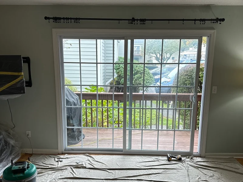 Low quality sliding patio door